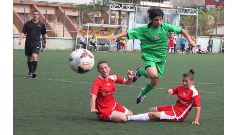 ქუთაისელმა გოგონებმა თურქეთის სტადიონები დალაშქრეს